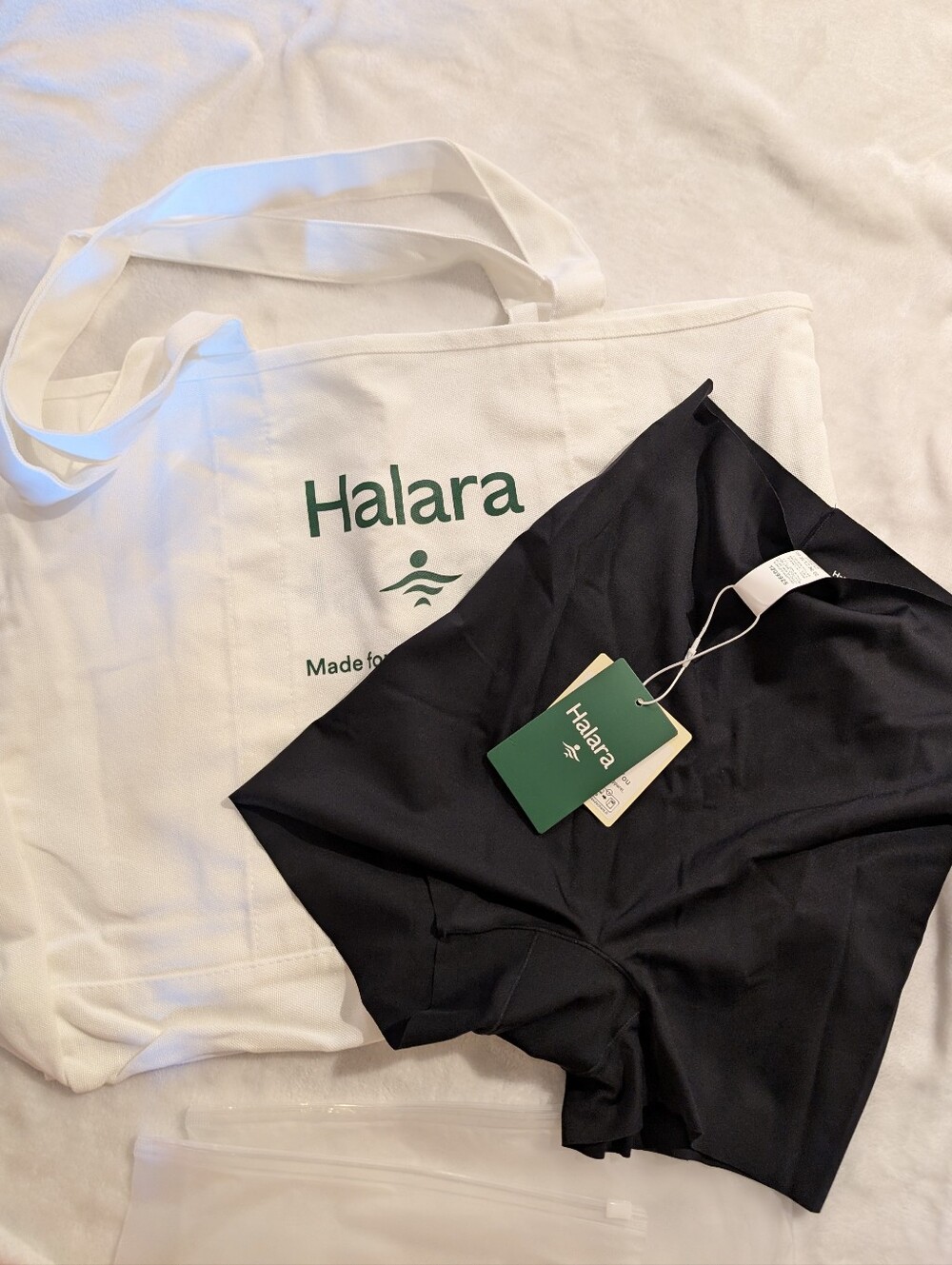 Halara Tote & Smoothing Shorts Bundle